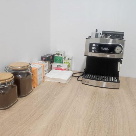 Hostal Airinos De ヴィーゴ エクステリア 写真