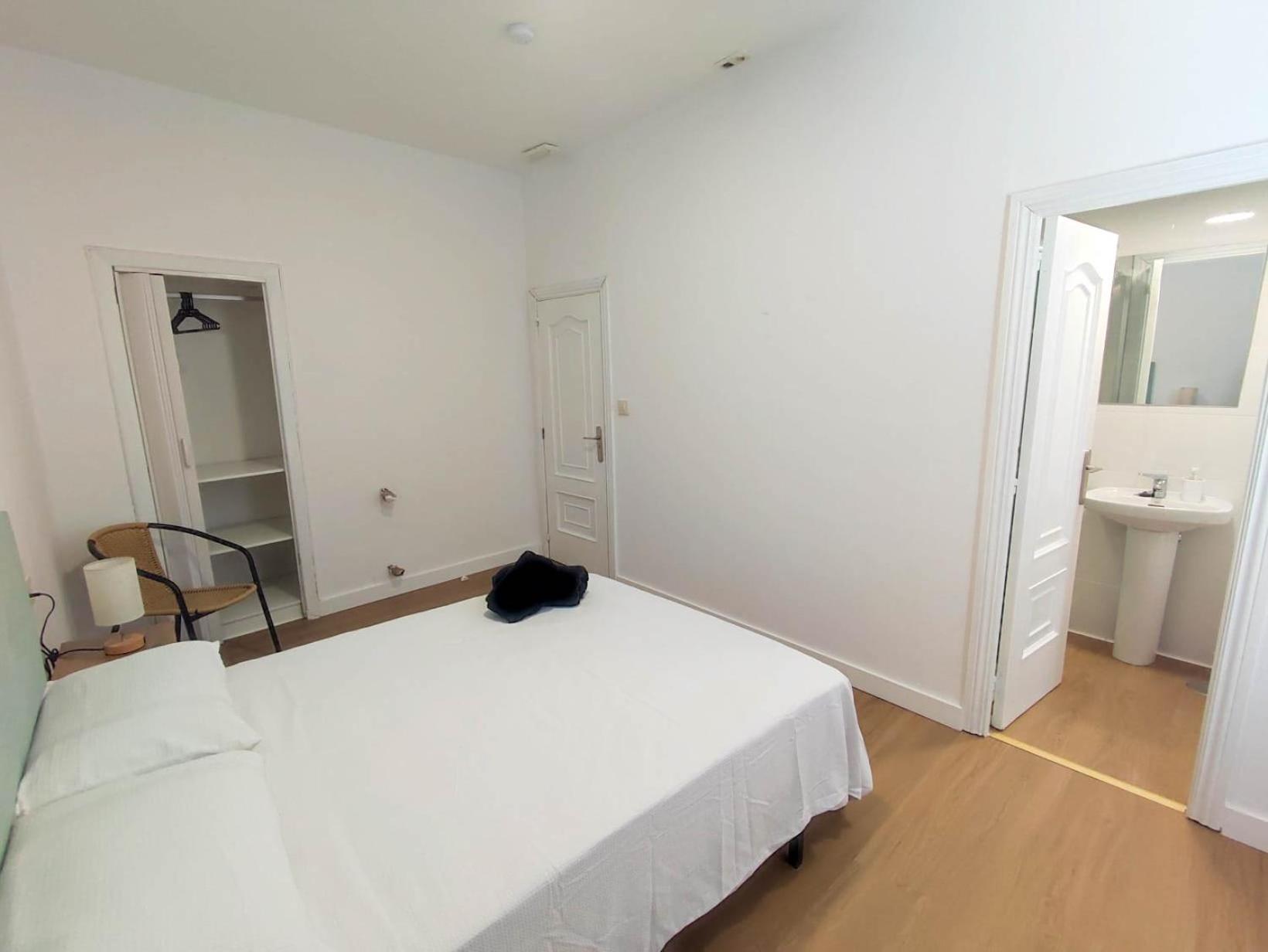 Hostal Airinos De ヴィーゴ エクステリア 写真