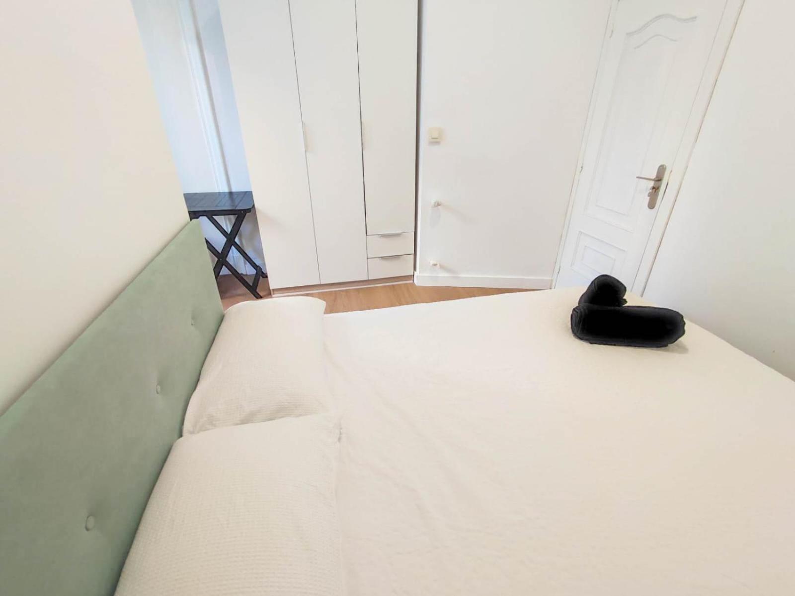 Hostal Airinos De ヴィーゴ エクステリア 写真